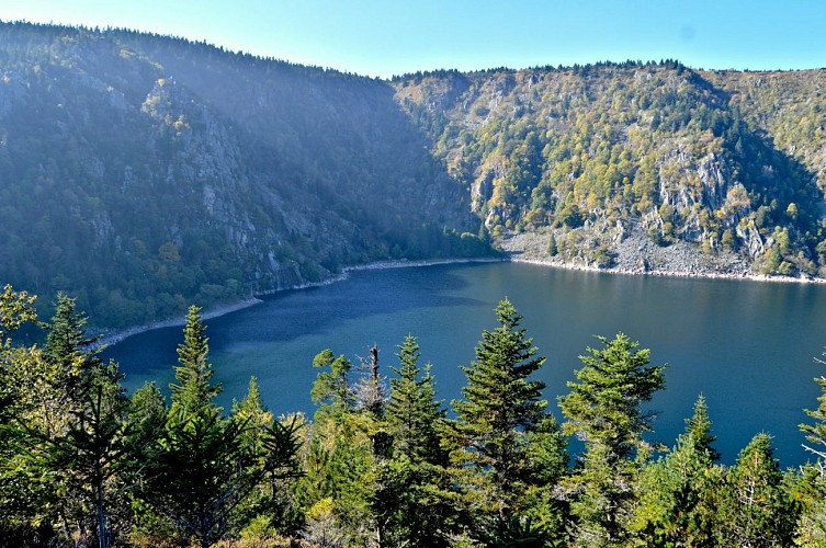 Circuit rando - l'ascension au lac Blanc par une ferme-auberge