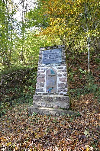 Monument du Général Serret au HWk - Vieil-Armand