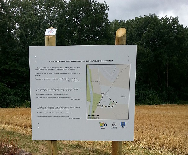 Panneau d'information à Avolsheim