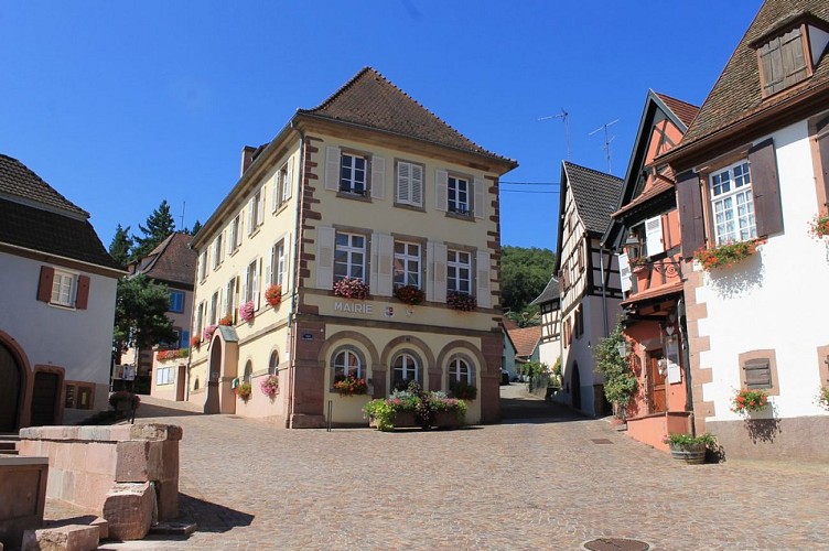 Place de la Mairie à Orschwiller