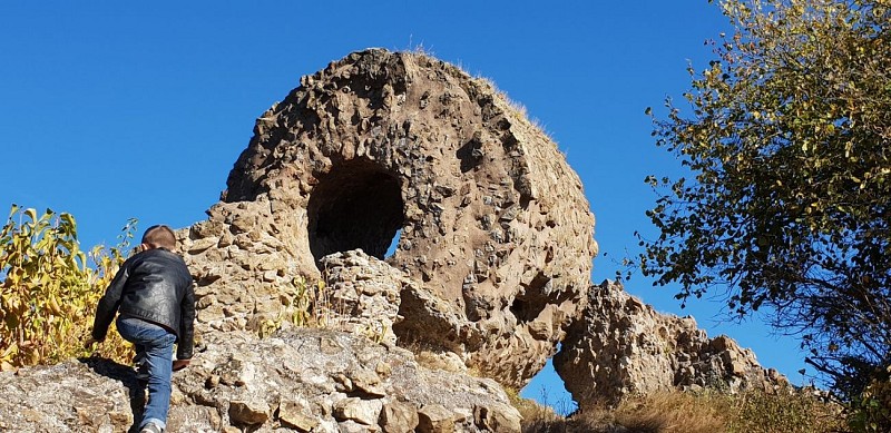 A l'assaut de l'Oeil de la Sorcière, ancienne tour du château de l'Engelbourg de Thann