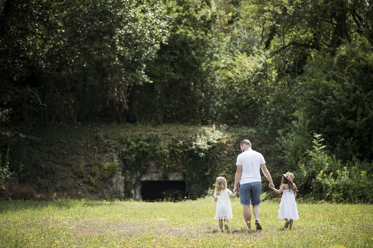 Walking tour: the forts along the river