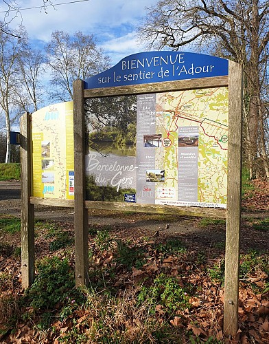 Sentier de l'Adour de Gée Rivière à Barcelonne du Gers