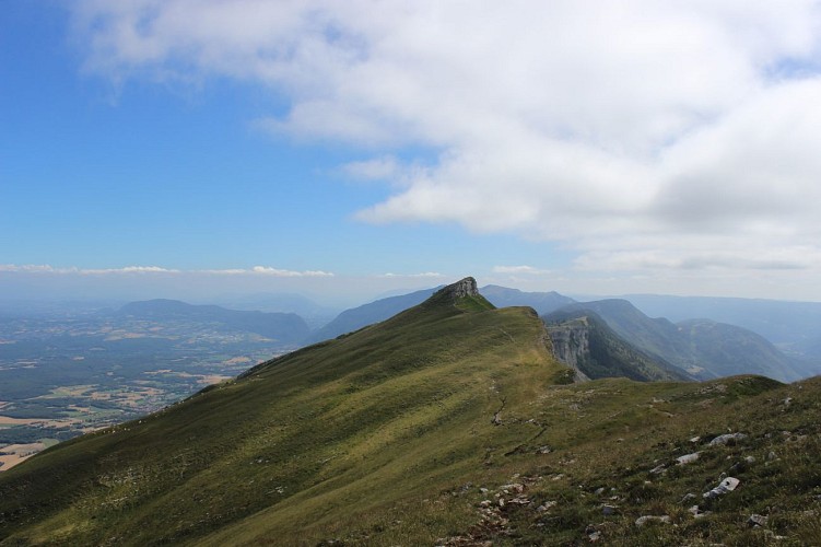 Grande Traversée du Jura on foot: From Culoz to La Borne au Lion