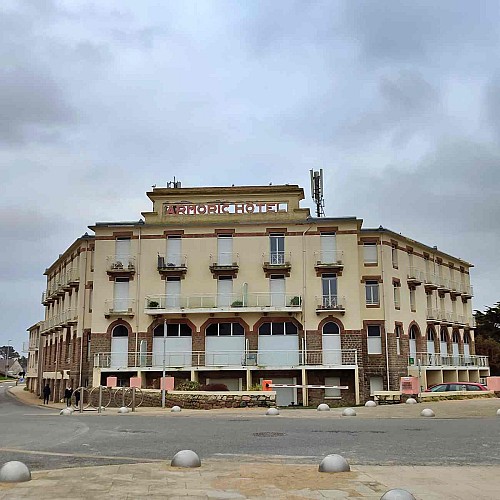 Le grand hotel - La belle époque à Trégastel