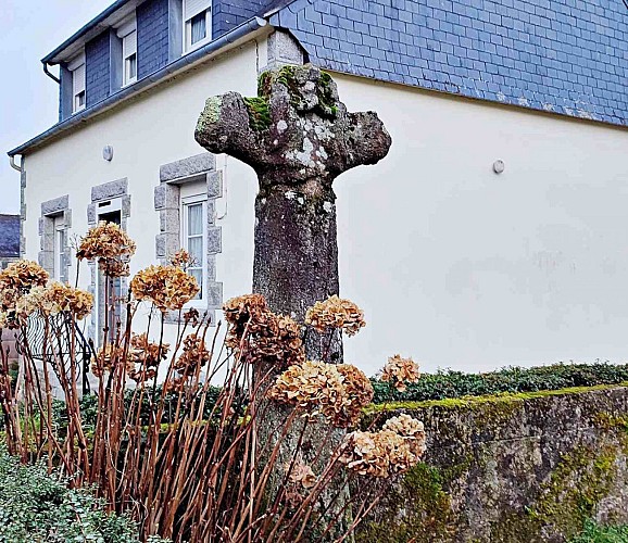Une croix de chemin - Petit patrimoine