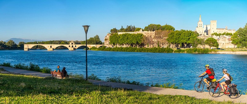 Via Rhona - Avignon - Vaucluse Provence à vélo