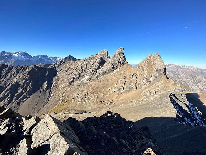 Vallon Chalets Loop: Les Verneys - Col de l'Épaisseur - Wandelen 2 of 3 dagen - Wandelroute