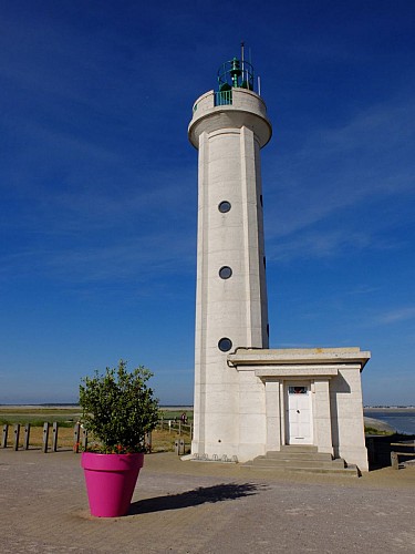 Phare du Hourdel