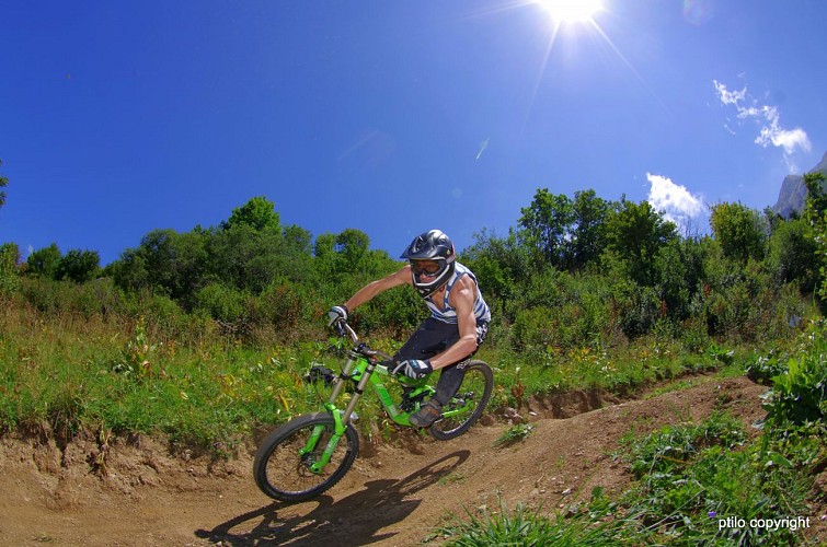 Mountain bike downhill "Sans les roulettes"
