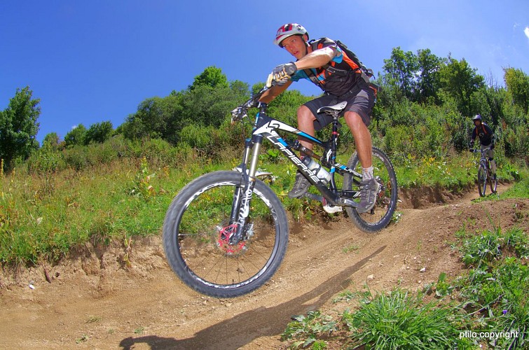 Mountain bike downhill "Sans les roulettes"