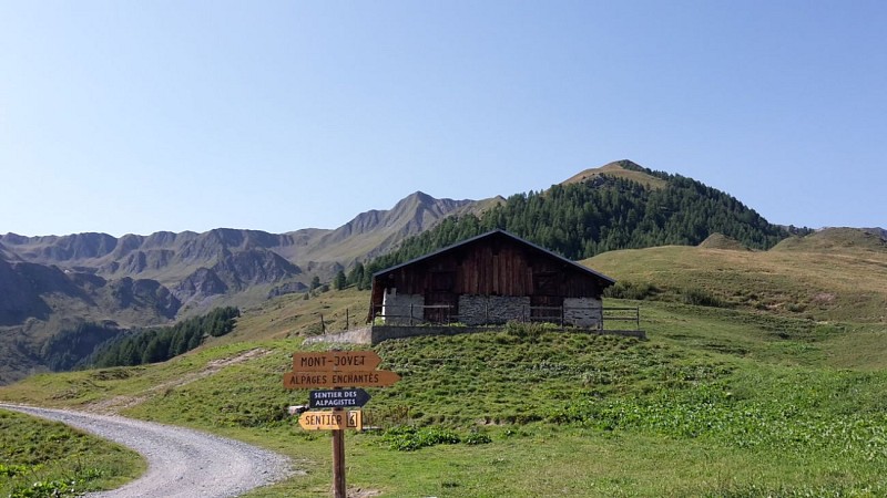 Mont Jovet trail