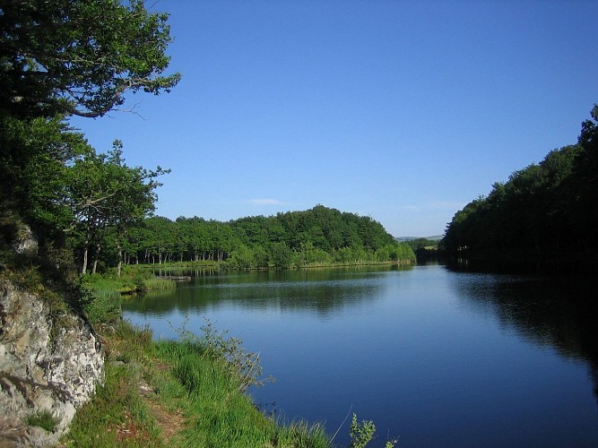 La Balade des Deux Lacs