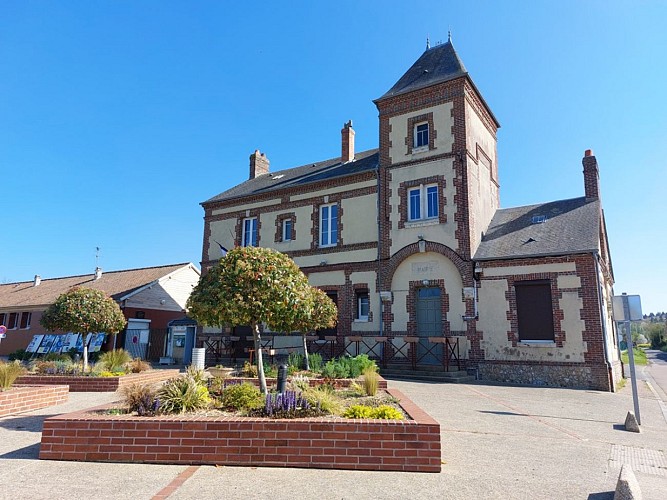 Mairie de Berville 2