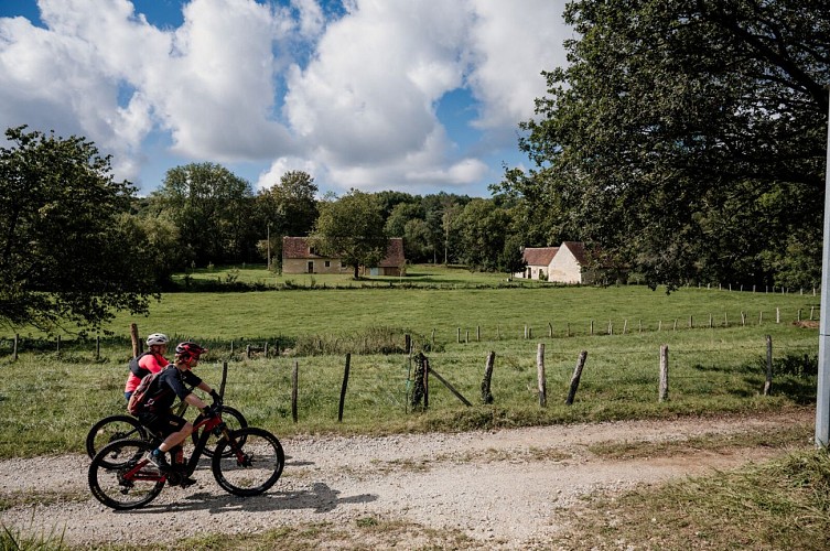 Tour_des_collines_du_Perche_a_VTT__Saint-Mard-de-Reno_-_Thomas_Le_Floc_H-Thomas_Le_Floc_H-25970-1600px