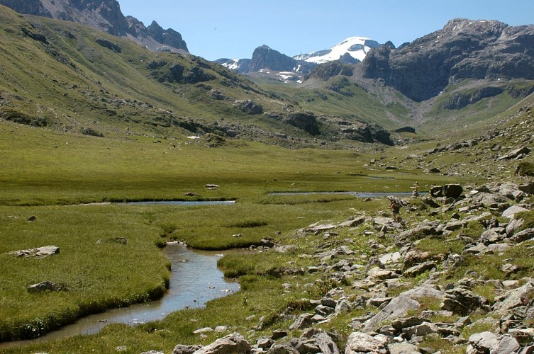 Refuge Entre le Lac - Evasion au bord du lac de la Plagne - Rando 2 jours