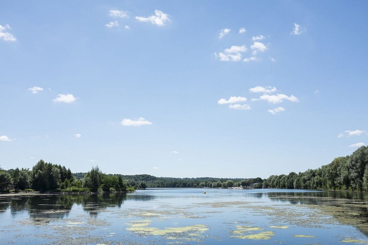 la voie verte près du lac de l'Ailette