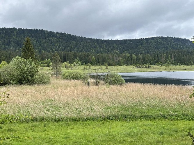 Lac des Rouges-Truites et lac à la Dame