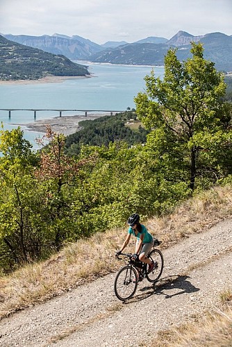 Loop 49 - Clos Besson and Lake St Apollinaire