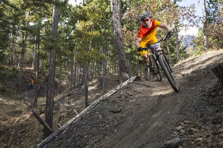 Combe des Champannes loop