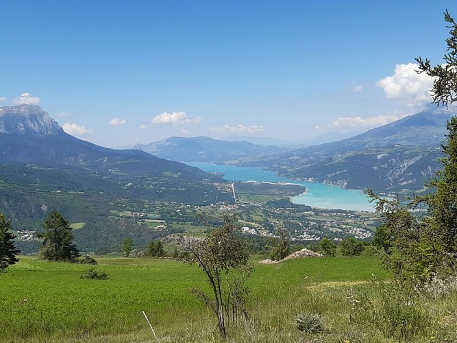 Le lac de Serre-Ponçon