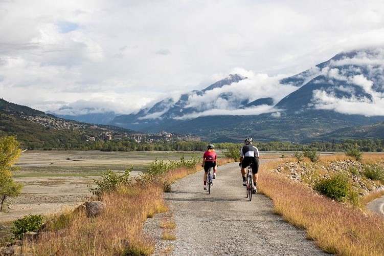 Le rive di Serre-Ponçon