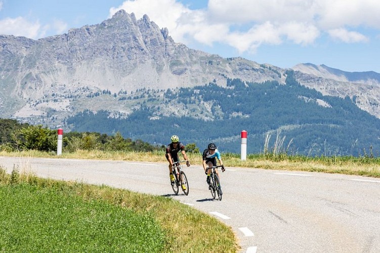 Tour of Mont Colombis