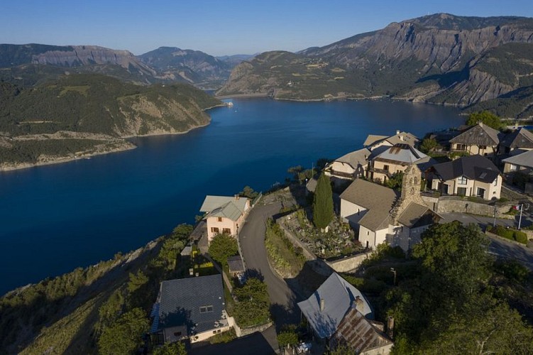 Village du Sauze-du-Lac