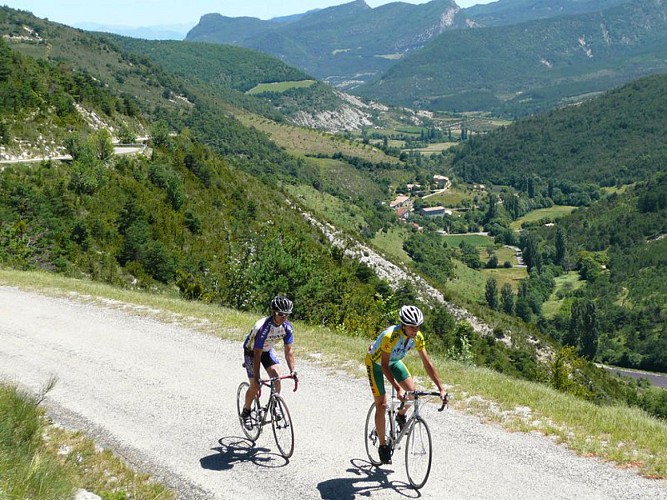 Montée au Col de Perty