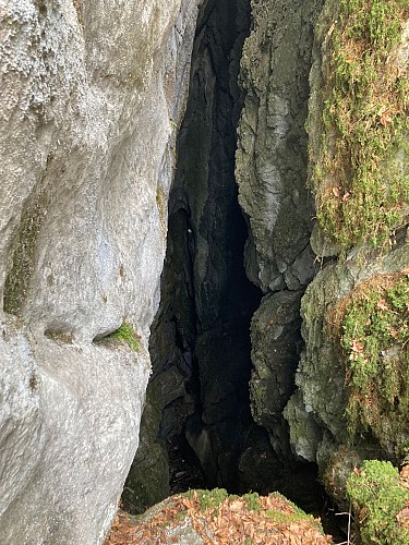 cavité chemin des hadas