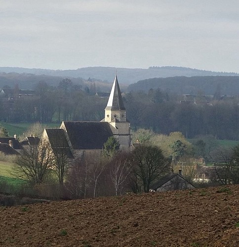 Clocher-Marolles-les-Buis©Asso. Les marcheurs de Saint-Denis