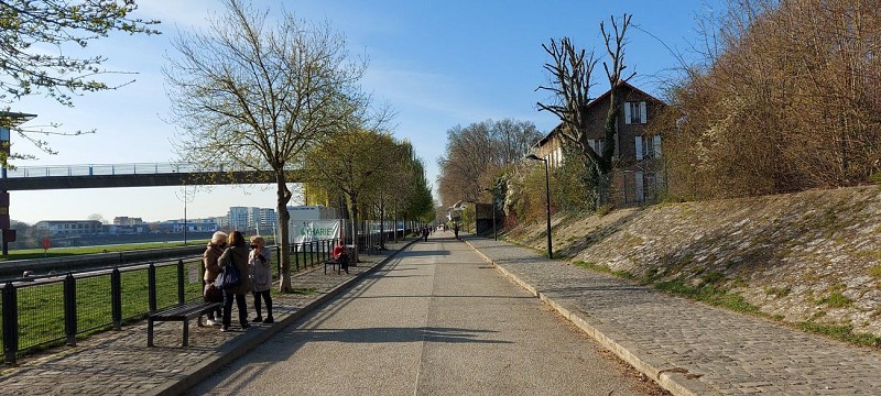 Le GR® 2 traverse le Val-de-Marne