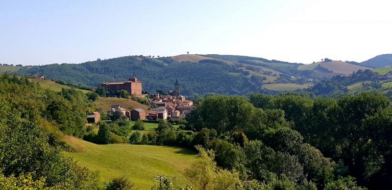 Village de Saint-Izaire