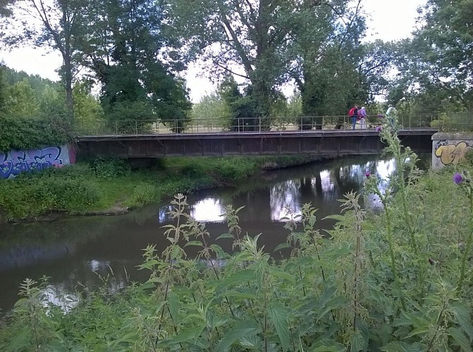 Pont de l'ancienne voie ferrée