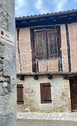 Maison à colombage à Sempesserre