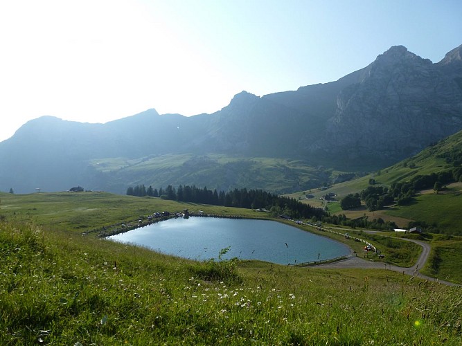 Lake La Cour by Rosay gondola lift