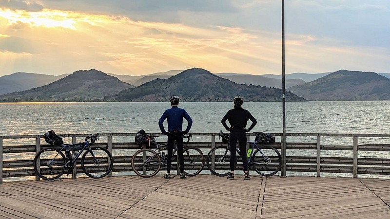 EN GRAVEL SUR LA GTMC: MILLAU - CAP D'AGDE - BÉZIERS