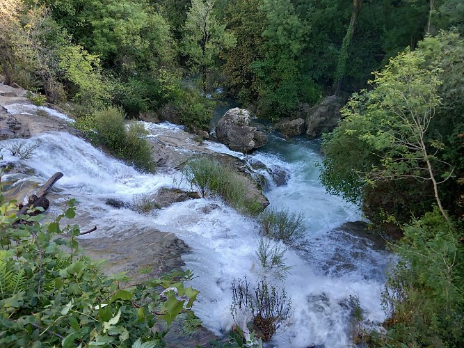 TRAIL CAUSSE ET GORGES DE LA VIS - NAVACELLES