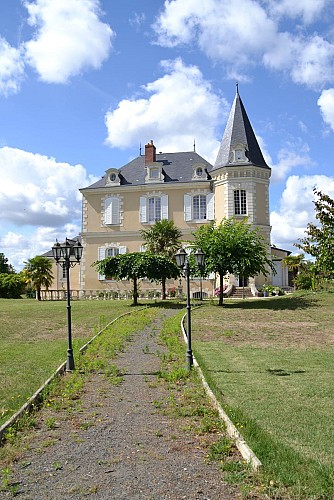 Château de Fontenaille ECOMMOY