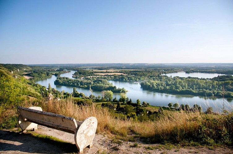 panoramaAmfrevillesouslesMonts