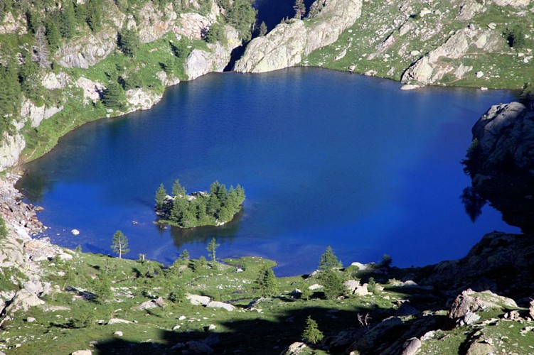 LAC DE TRCOLPAS DE LA MADONE DE FENESTRE 