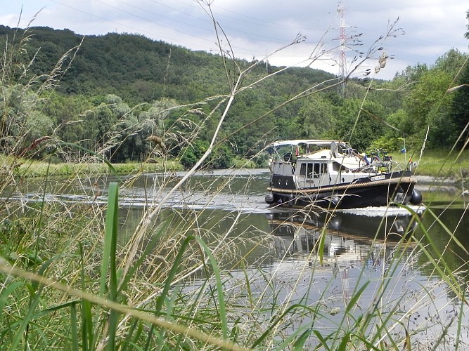 Plaisance à Auvelais