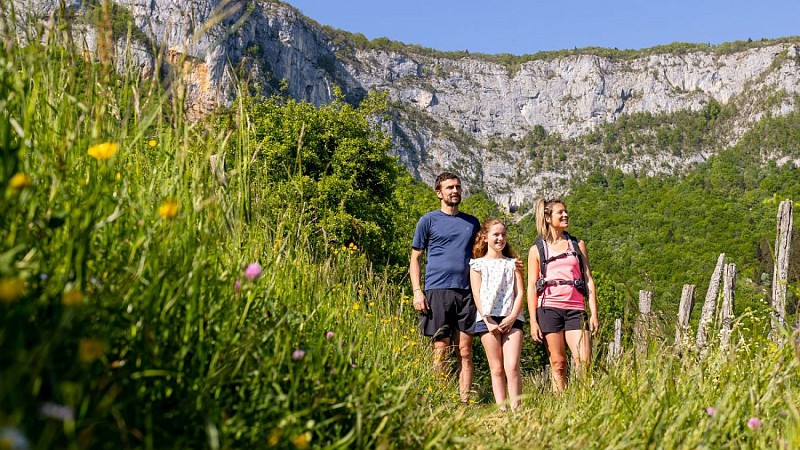 Sous les falaises de la Doria
