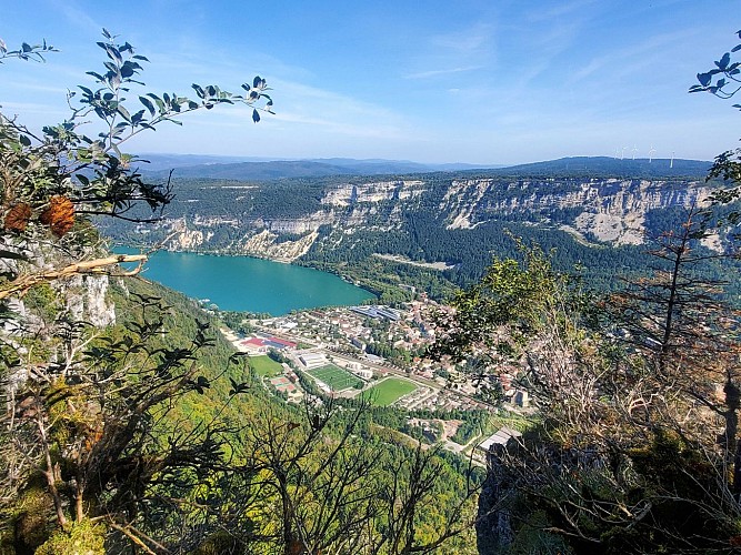 Vue sur le lac de Nantua