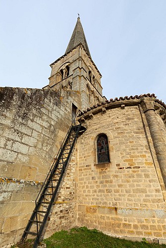 Arrière de l'Eglise d'Autry Issards