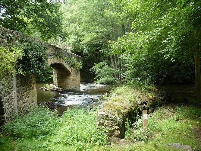 Les Croix Basses