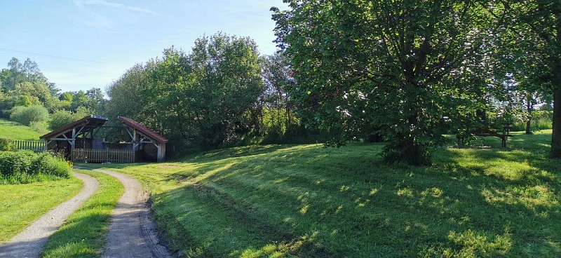 Vue du lavoir - Saint Aubin le Monial