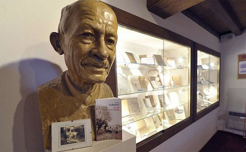 Circuit de la Fontaine Jayère au Château du Mont - PR 23