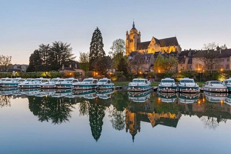 Ville de Dole, départ de l'Échappée Jurassienne