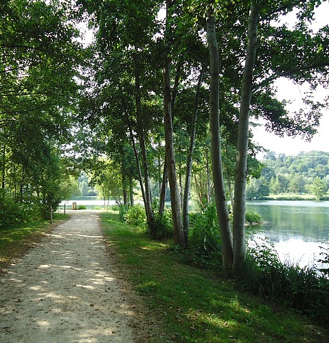 CHEMIN-RANDONNEE-Parc urbain du Prieuré Montataire 2